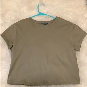 Cropped green t-shirt